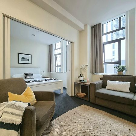 Urban Deco Apartment On Queen Street Auckland Quarto foto