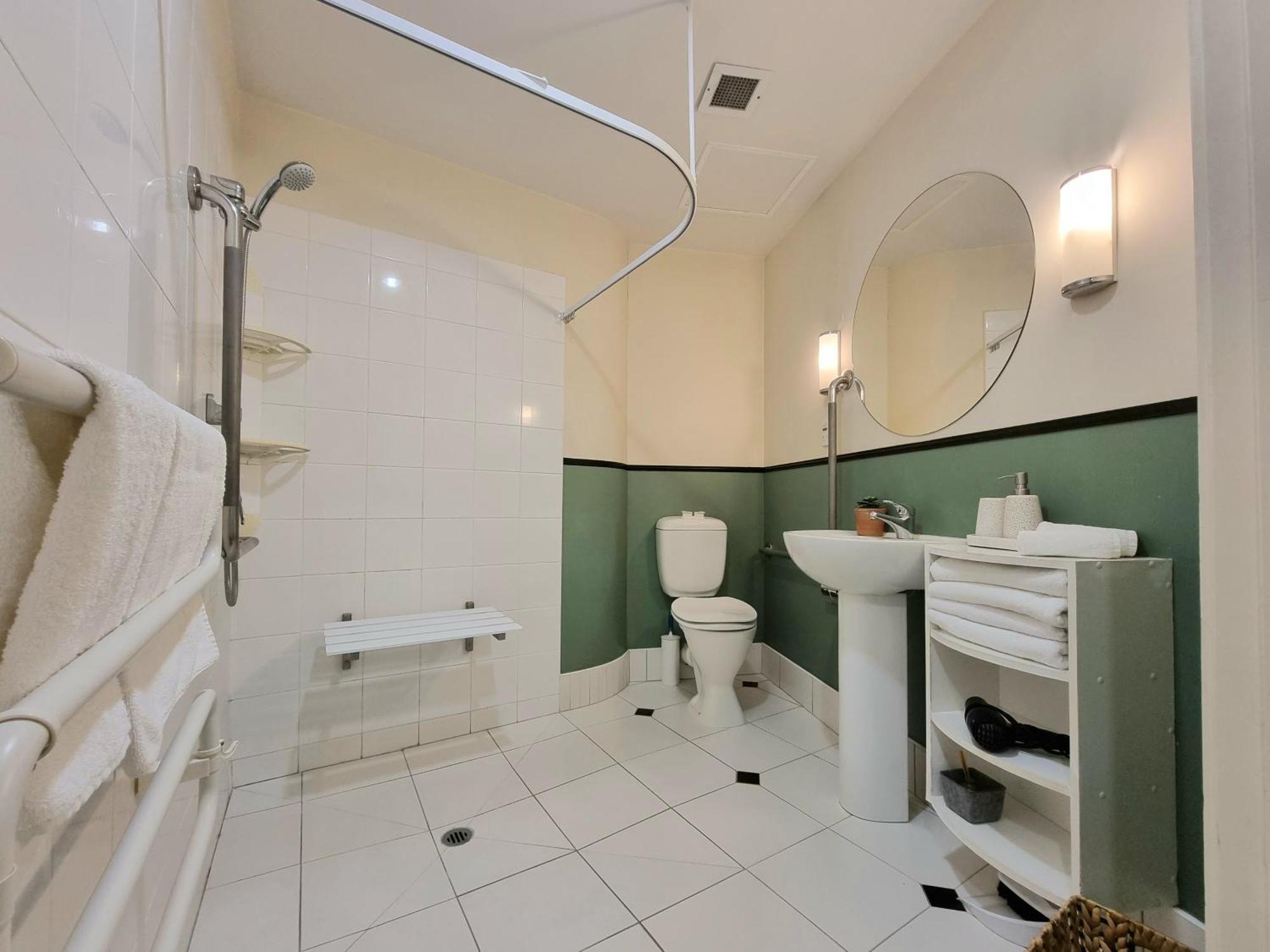 Urban Deco Apartment On Queen Street Auckland Quarto foto
