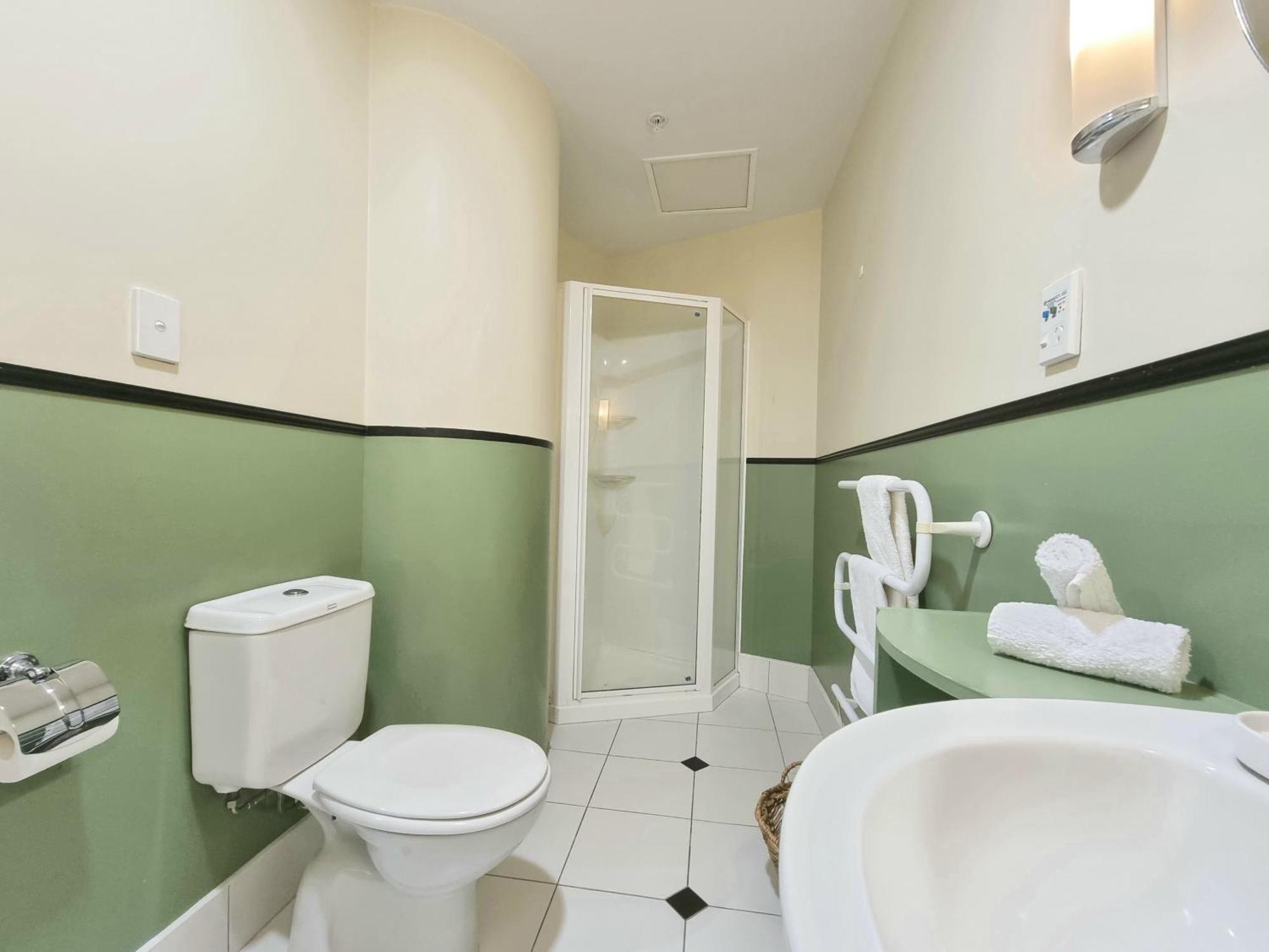 Urban Deco Apartment On Queen Street Auckland Quarto foto