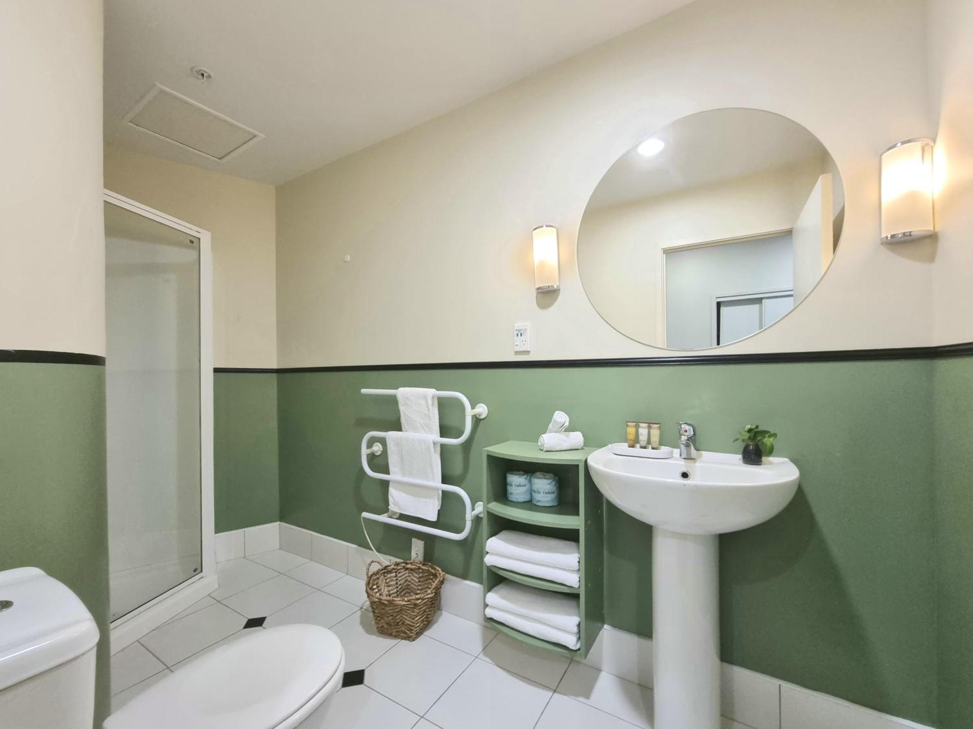 Urban Deco Apartment On Queen Street Auckland Quarto foto