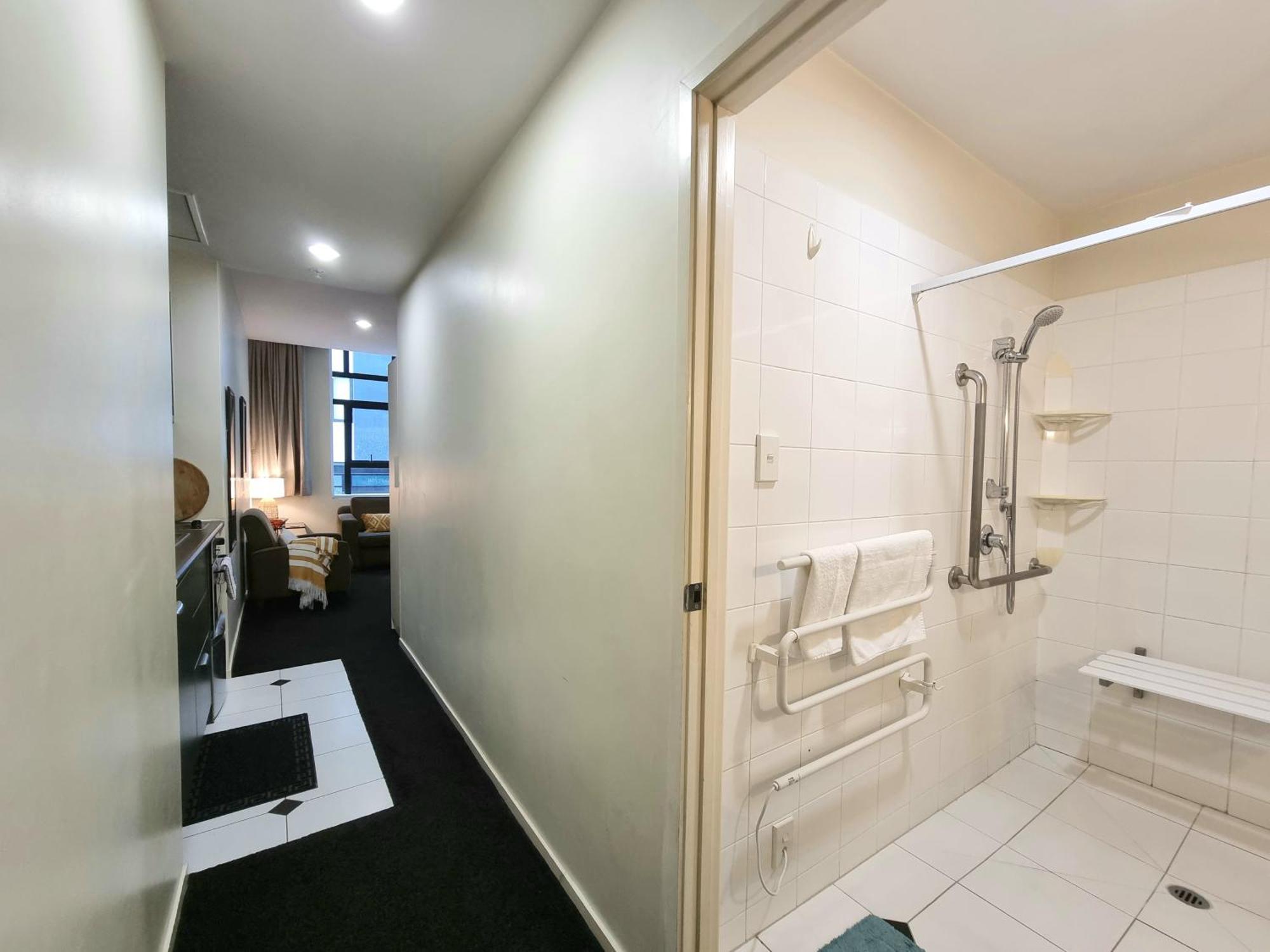 Urban Deco Apartment On Queen Street Auckland Quarto foto